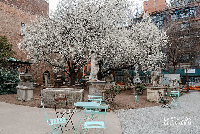 sillas Elizabeth Street Garden de Nueva York